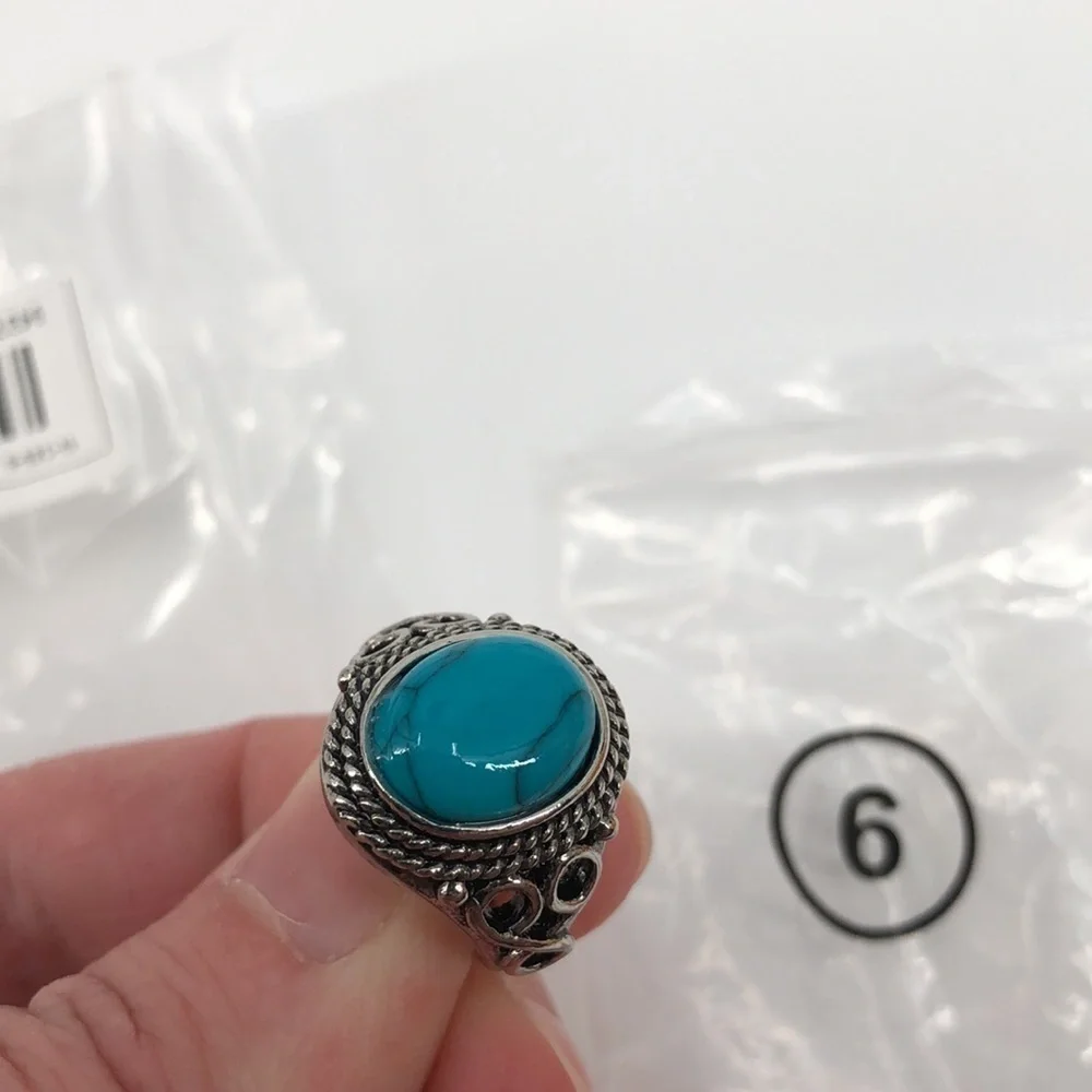 3/$25 Vintage Antique Style Faux Turquoise and Silver Tone Unisex Ring Size 6